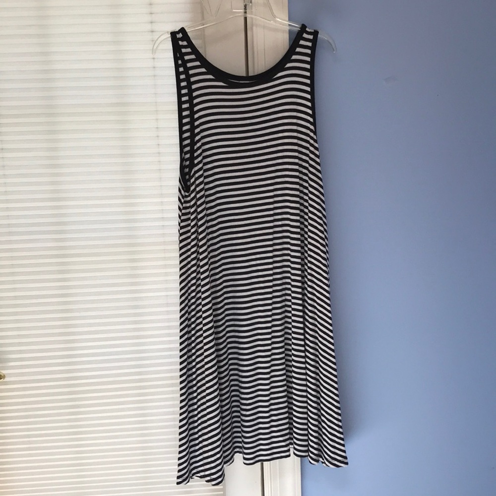 Old Navy black white stripe swing dress xl $12